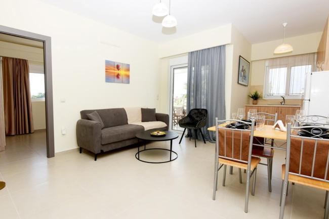 Apartment Elli Garden View - Spacious Fully Equipped Kremasti (Rhodes)